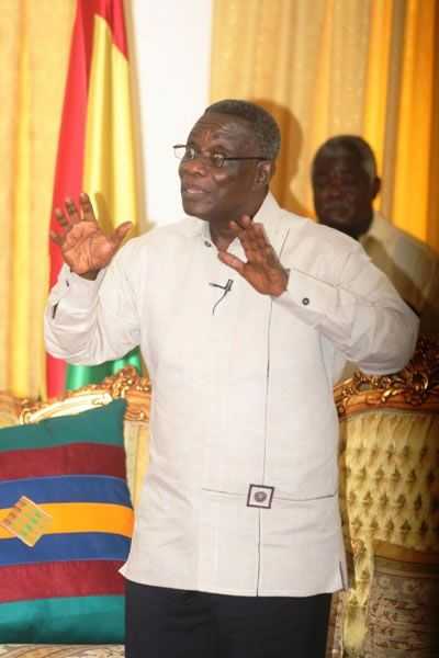 President Mills in a Passionate Meeting with Metropolitan, Municipal and District Chief Executives at the Castle Osu  - John Evans Atta Mills