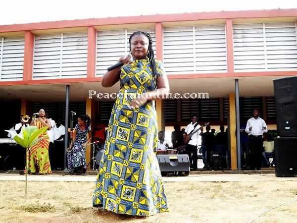 Ohemaa takes some dance steps   - Ohemaa Mercy