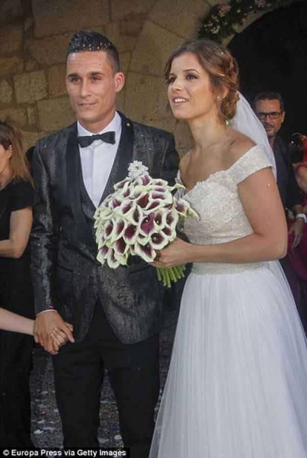 Photos Man Utd S Ashley Young Varane Pedro And Other Football Stars Wed Football Soccer Peacefmonline Com